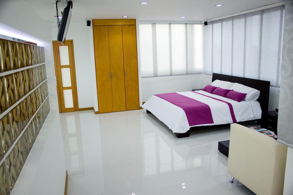 Hotel San Antonio Plaza Кали Экстерьер фото