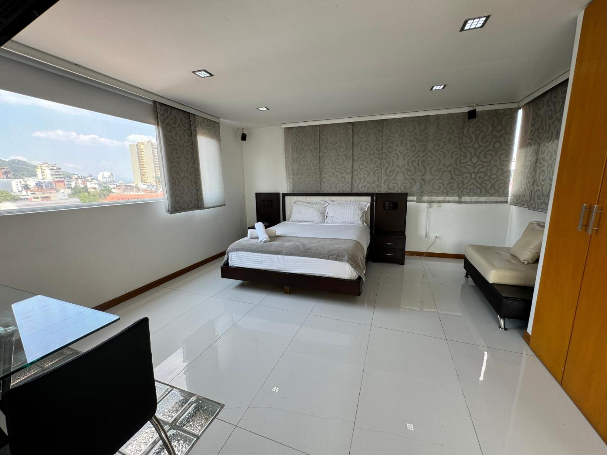 Hotel San Antonio Plaza Кали Экстерьер фото