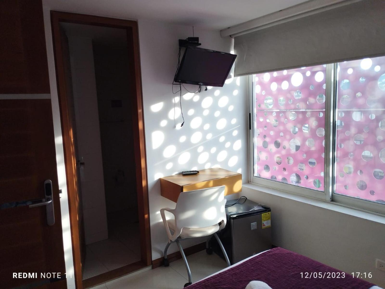 Hotel San Antonio Plaza Кали Экстерьер фото